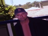 man looking for local women in Gold Coast, Queensland